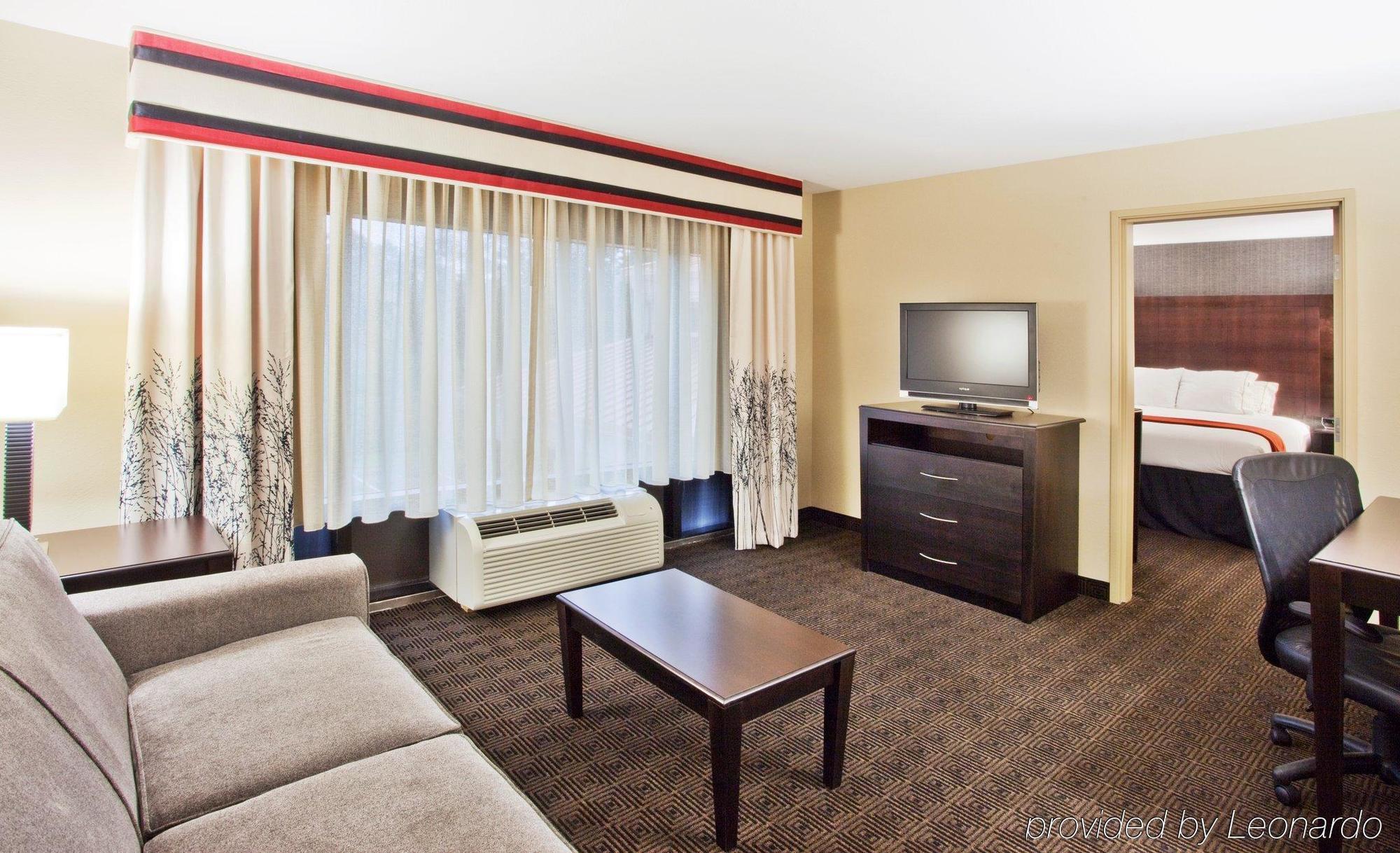 Holiday Inn Express Hotel & Suites Atlanta-Cumming By Ihg חדר תמונה